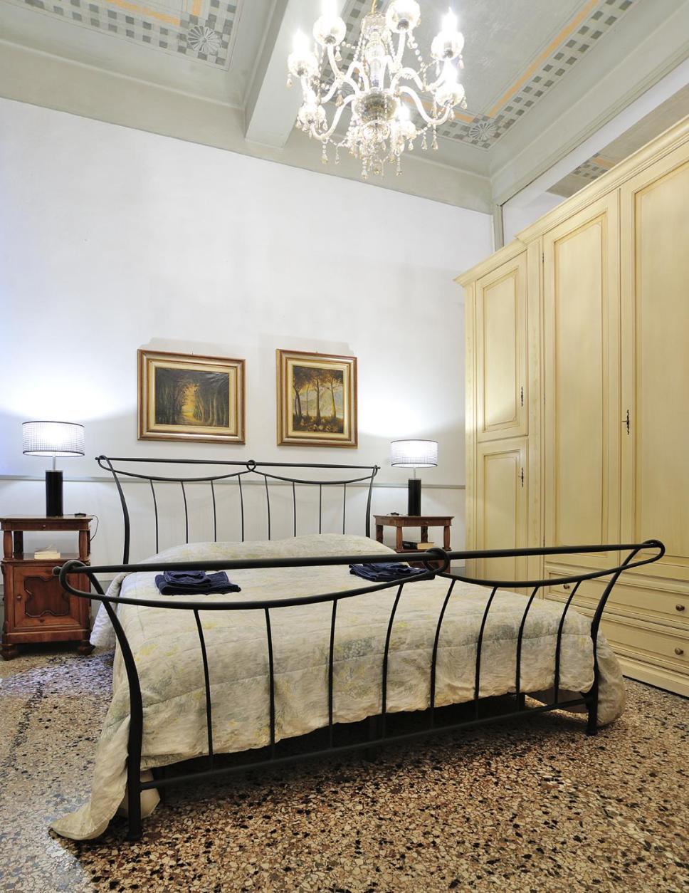 Anna'S House Apartment โมดินา ภายนอก รูปภาพ